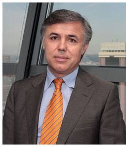 G�mez-Acebo & Pombo nombra socio a Pedro Poveda