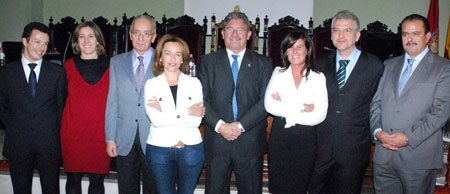 Los ocho miembros de su candidatura logran tambi�n el respaldo de la mayor�a del censo colegial y renovar�n la Junta de Gobierno en el mes de marzo