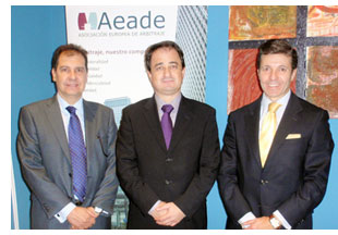 Juan Carlos Mart�nez, presidente de Euren Javier �scar, secretario general de Aeade y Jos� Ram�n Infante Gonz�lez de la Aleja, miembro de la junta de Euren