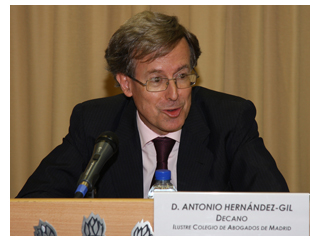 Antonio Hernandez-Gil, decano del ICAM