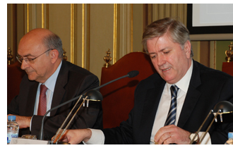 Miguel �ngel Gimeno, Presidente del Tribunal Superior de Justicia de Catalu�a; y Joan Carles Oll�, Decano del Colegio de Notarios de Catalu�a