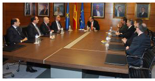 Los notarios colaborar�n con el Gobierno asturiano para potenciar la seguridad jur�dica preventiva