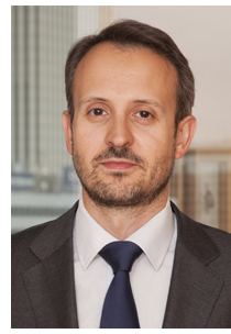 Epifanio P�rez, socio del �rea de Financiero y Bancario