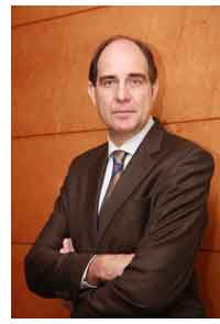 Andr�s Medina, Director General de Herrero & Asociados 