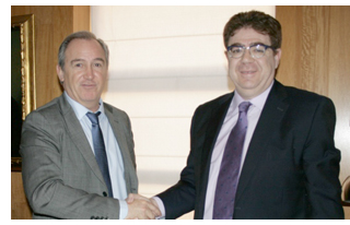 decano del Ilustre Colegio de Abogados de Baleares, Mart�n Ale�ar, y el presidente del Colegio Oficial de M�dicos de las Islas Baleares, Antoni Benn�sar