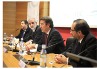 Feijoo reclama que las relaciones entre pol�ticos y empresas se basen en la verdad, franqueza y transparencia