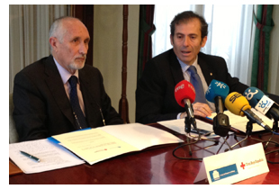 Colegio de Abogados de M�laga, Francisco Javier Lara Pel�ez, y el presidente provincial de Cruz Roja Espa�ola en M�laga, Antonio Morales