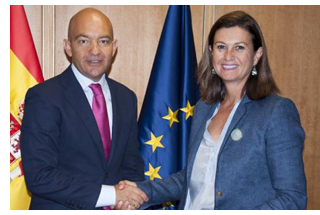 secretario de Estado de Comercio, Jaime Garc�a-Legaz, y la presidenta del C�rculo de Empresarios, M�nica de Oriol