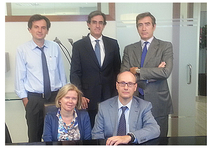 Elisa de la Nuez, Fernando e Ignacio Gom� y Rodrigo Tena, editores de �Hay Derecho?