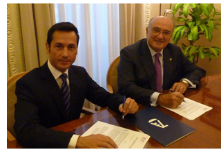 Carlos Carnicer, y el presidente de la Asociaci�n de Expertos Nacionales de la Abogac�a TIC (ENATIC), Rodolfo Tesone