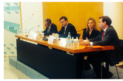 Formalizar las relaciones profesionales v�a contractual, asignatura pendiente del arte contempor�neo