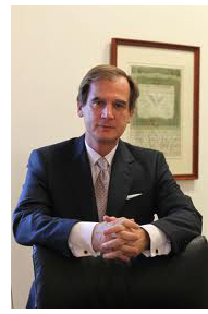 Luis Maria Cazorla, catedr�tico de Derecho Financiero y Tributario