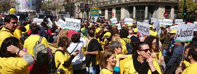 CCOO acusa a Catalá de utilizar el engaño para justificar la privatización del Registro Civil