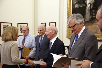 Entrega del libro �Biograf�as Fiscales Generales 1883-2013�, con la presencia del ministro Rafael Catal�