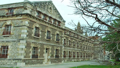 La Sala Civil y Penal del TSJ Cantabria &nbsp;remite al Juzgado de Instrucci�n la causa sobre la venta del Racing