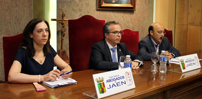 Un centenar de colegiados se forma sobre el nuevo baremo de da�os personales en accidentes de tr�fico