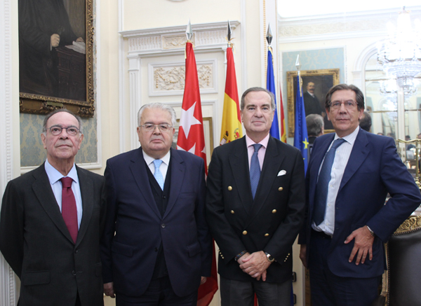 ICAM sección dedicada al Derecho Constitucional y Parlamentario