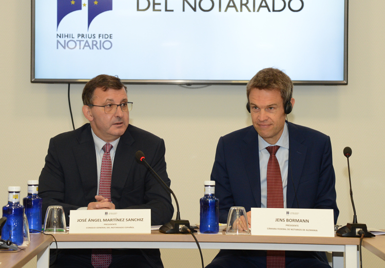 notarios a creación online de empresas