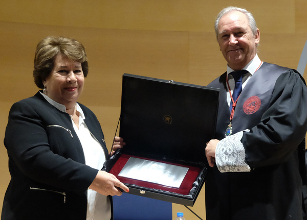 María Luisa Cava de Llano y Martín Aleñar ICAIB