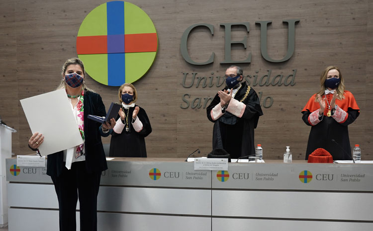 Medalla al Mérito a Francisco Ruiz Antón