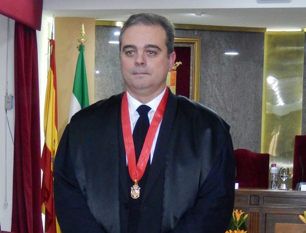 Antonio Cabezas