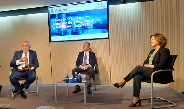 Juan Pujol; Adolfo Menéndez e Isabel Peñalosa