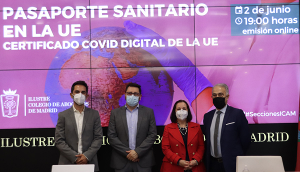 De izq. a dcha. Rafel Martínez, Eduardo López Granados, Esperanza Marcos y Juan José Bestard