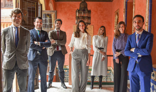 Junta Directiva de la Agrupación de Jóvenes Abogados de Córdoba