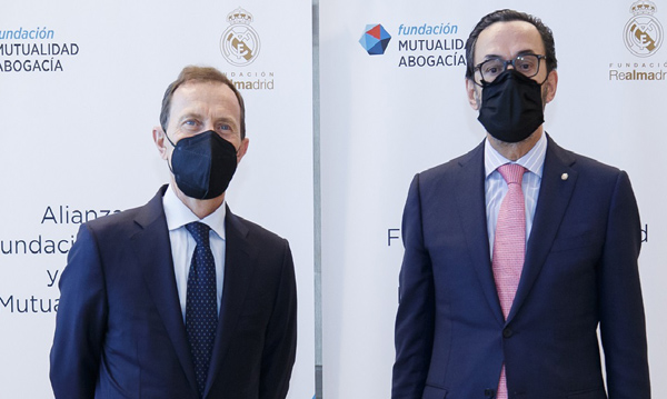 Emilio Butragueño y Enrique Sanz Fernández-Lomana