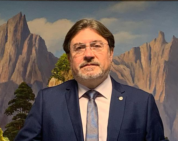 El decano del Colegio Notarial de Canarias, Alfonso Cavallé