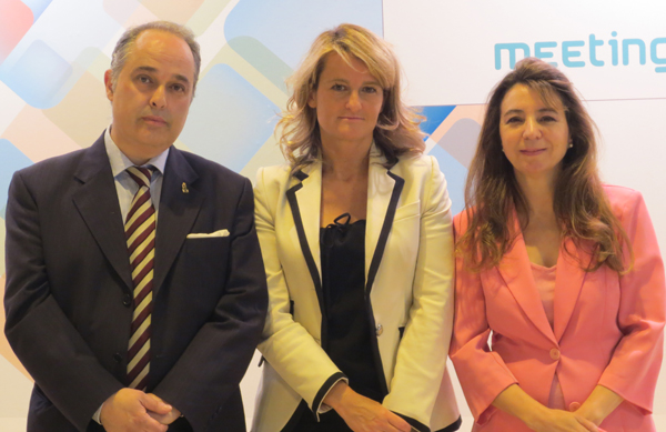 María de los Reyes Rueda Serrano, Abogada Urbanista y Secretaria de la Asociación (Dcha) y José María García Gutiérrez, Presidente de la Asociación de Urbanistas