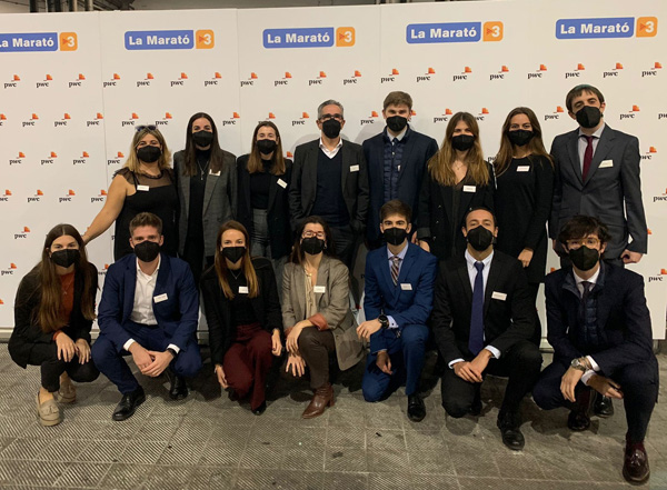 Voluntarios de PwC en el Marató de TV3