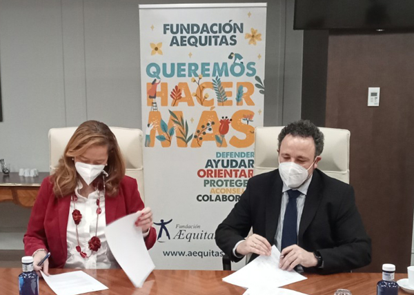 El director general de Autismo España Jesús García Lorente y la directora de la Fundación AEQUITAS Almudena Castro–Girona Martínez