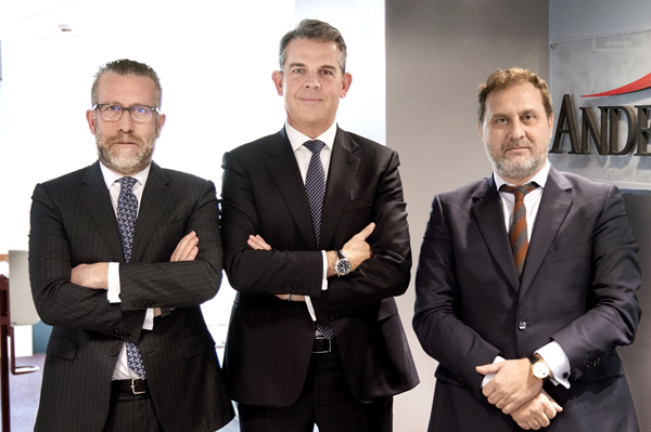 José Vicente Morote, Vicente Sanz e Íñigo Rodríguez-Sastre