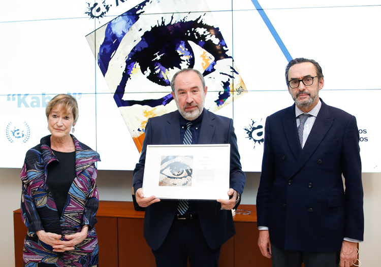 La presidenta de la Abogacía, Victoria Ortega, Nicolás Montiel Puerta y Enrique Sanz Fernández-Lomana, presidente de la Mutualidad de la Abogacía