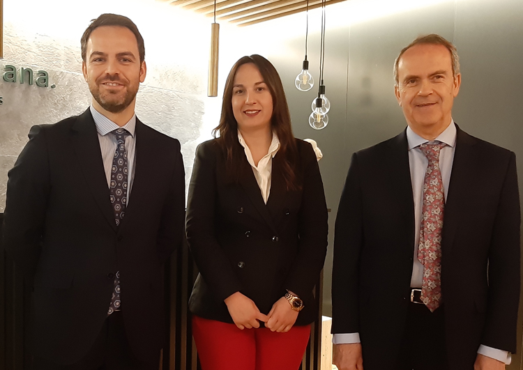 José Luis Casajuana Ortiz, Patricia Prendes, y José Luis Casajuana Espinosa