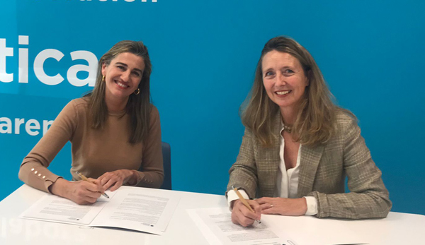 María Julia Martínez Candado y Blanca Narváez