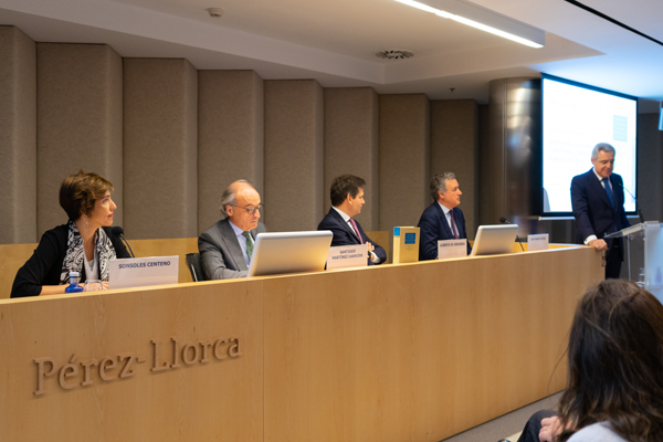 Sonsoles Centeno, Santiago Martínez Garrido, Alberto de Gregorio, José María de Paz, Pedro Pérez-Llorca
