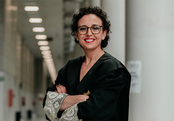 • La decana del ilustre Colegio de procuradores de Valencia, Begoña Mollá