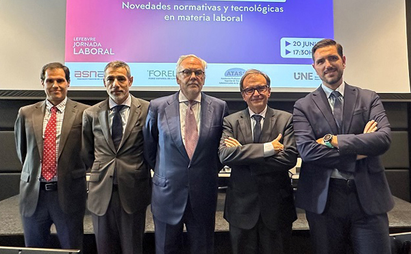 Manu Mateo; Marios Barros, Juan Pujol; Jesús Mercader; Raúl Boo