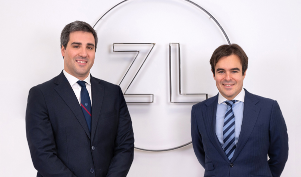 Román Mejías Rodríguez y Antonio Paredes