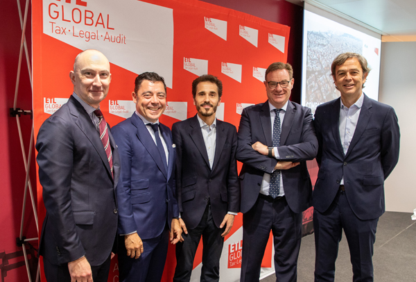 Christian Gorny, CEO de ETL GLOBAL International, Juan Bermúdez, CEO de ETL GLOBAL España, Fernando Matesanz, socio fundador de Spanish VAT Services, Eduardo Güells, socio de ETL GLOBAL y Joan Pons, socio de ETL GLOBAL.