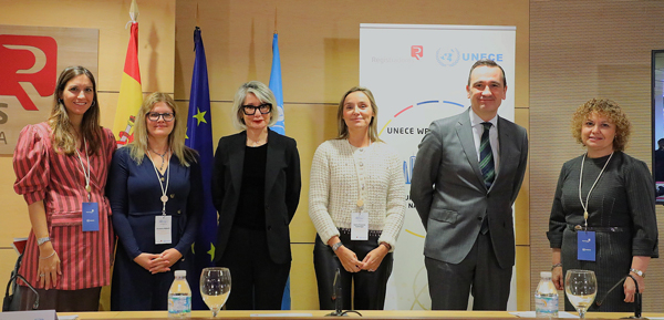 Pilar Verdejo, Victoria Abbot, Paola Deda, Sofia Puente, David Vilas, María Emilia Adán