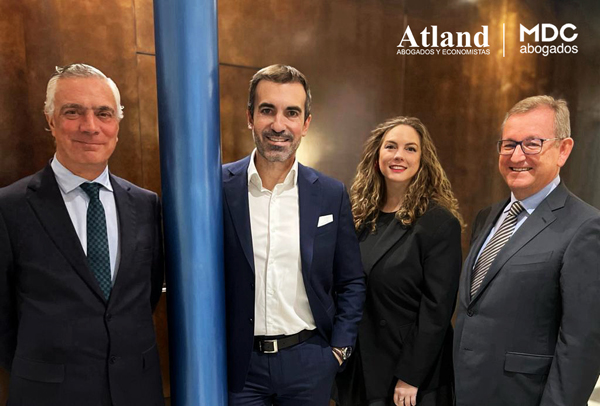 Manuel de Cárdenas (MDC), Juan Jiménez (Atland), Mamen Yus (Atland) y Juan Molins (MDC)