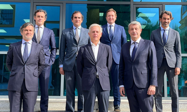 Francisco Arroyo, socio de Lébeq; Alfonso Ollero, socio de Lébeq; Carlos Tassara, socio de Lébeq; José María Gassó, presidente de RSM; Javier Mourelo, director de Personas de RSM; David García, vicepresidente de RSM y José Antonio Romero, socio de Lébeq