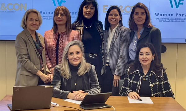 La Asociación Española de Ejecutiv@s y Consejer@s EJE&CON, y la Fundación Woman Forward