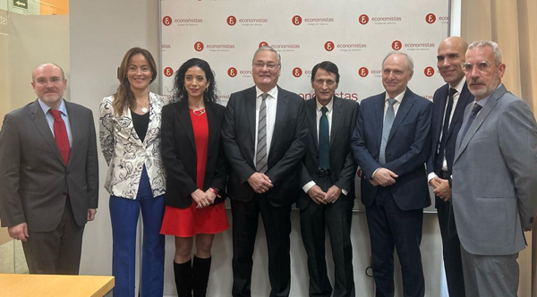 Economistas y registradores