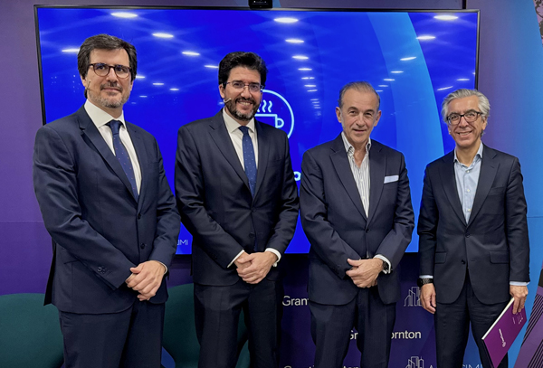 Roberto Benito, Socio de Mercantil de Grant Thornton; Juan Carlos Martín, Socio de Laboral de Grant Thornton; Javier Basagoiti, Presidente de ASOCIMI, y Eduardo Cosmen, Socio director de Fiscal de Grant Thornton