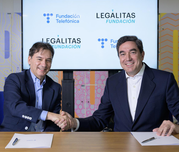 Luis Prendes (Fundación Telefónica) y Juan Pardo (Fundación Legálitas)