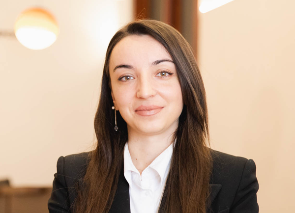 Elena Torrell Belzach